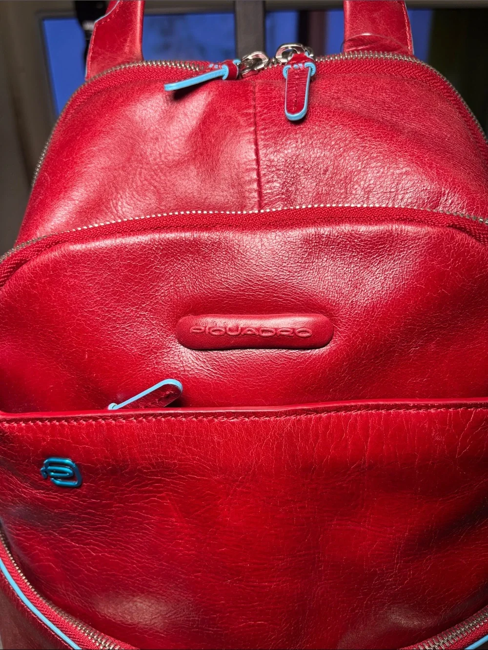PIQUADRO Red burgundy Leather Stylish men stile Business excellent condition
